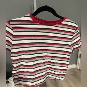 brandy melville T shirt!